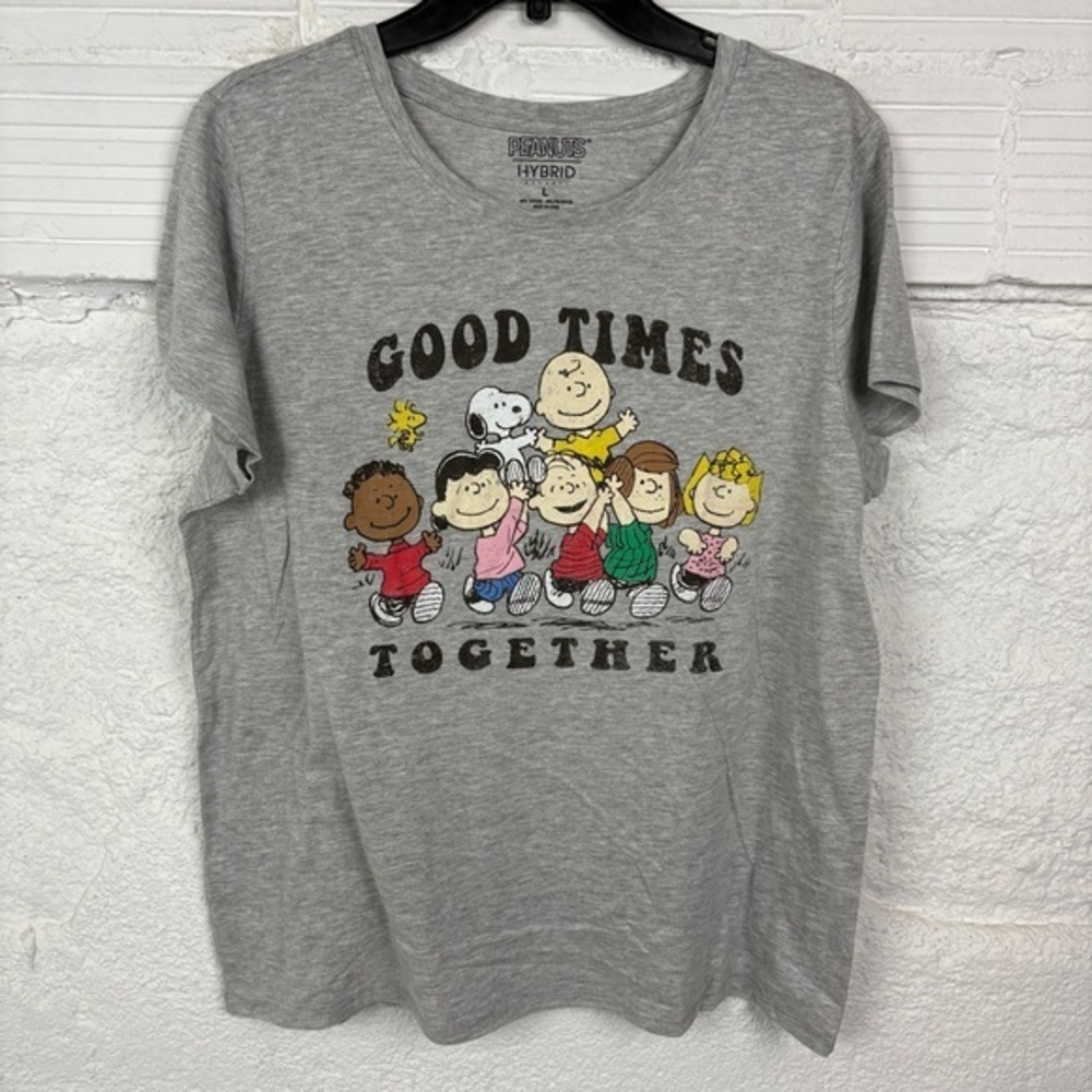 NWOT Hybrid & company peanuts Gray good times together Graphic T-Shirt SZ large